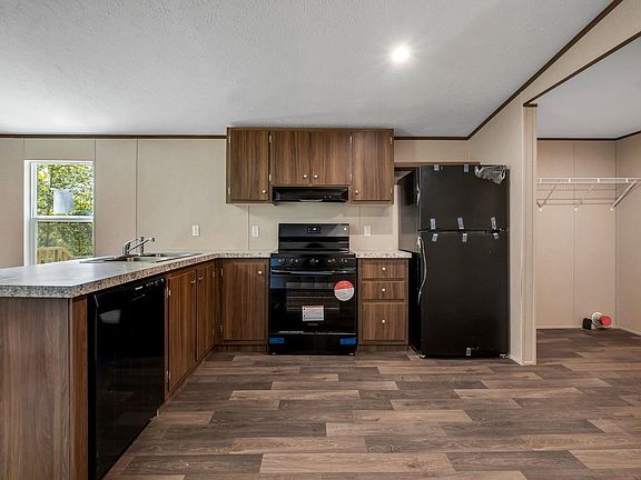 5th image of 4121 Susan Ave