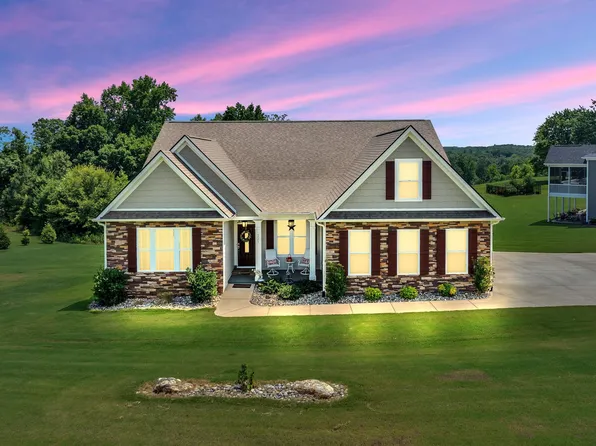 221 W Ridgewater Dr, Chesnee, SC 29323