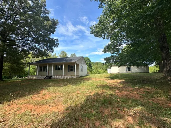 4879 Red House Rd, Appomattox, VA 24522