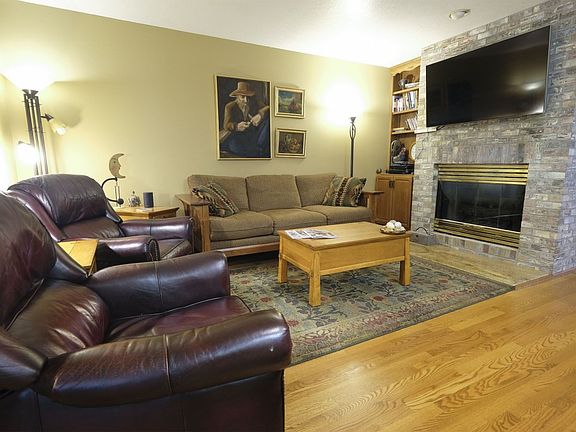 2nd image of 1213 46th St