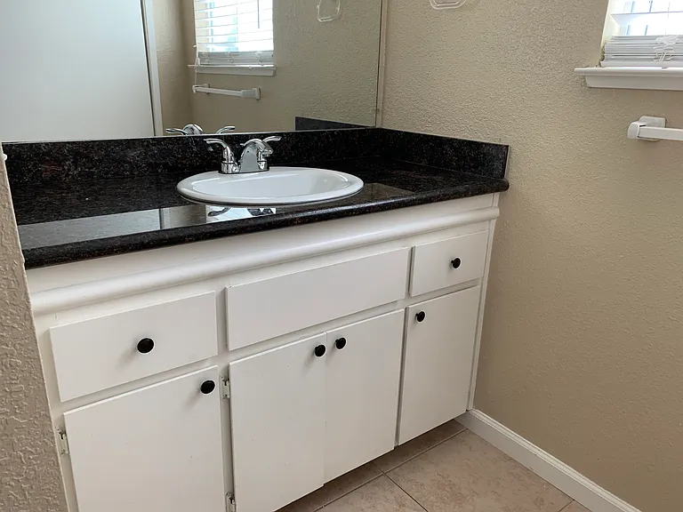 445 Magnolia Ln — Photo 5