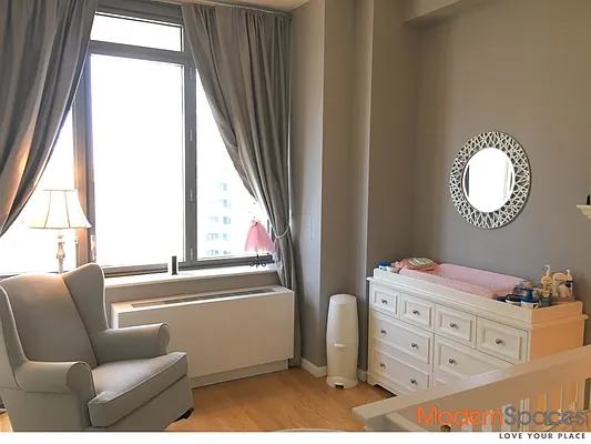 Rented by Modern Spaces | media 4