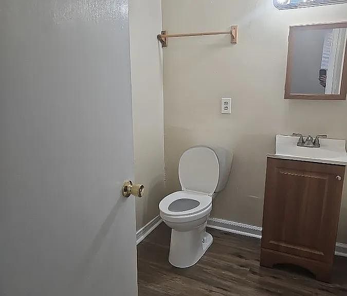 1st image of 817 Westside Blvd NW #2