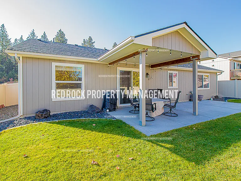 18431 E Selkirk Estates Rd — Photo 22