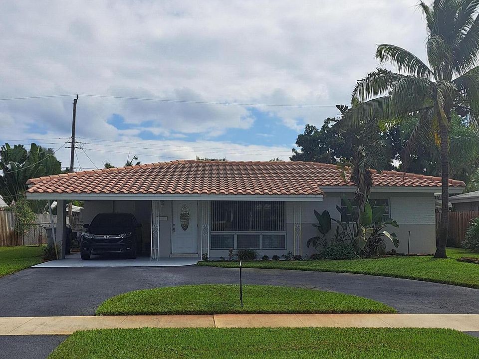 1st image of 460 SE 1st Avenue