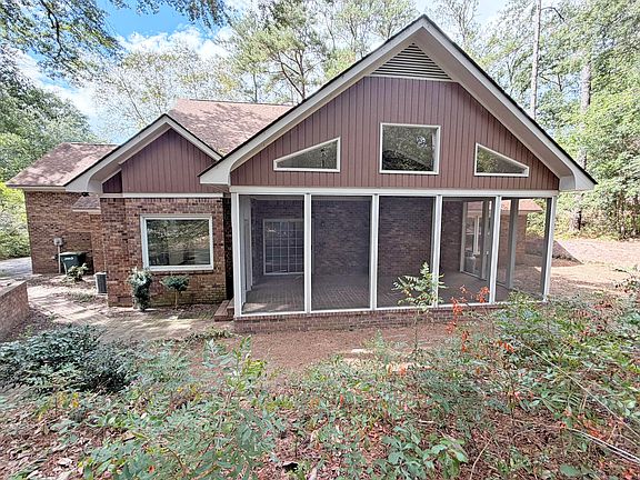 5th image of 971 Heather Ln