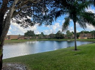 5976 NW 55th L Ln, Fort Lauderdale, FL 33319