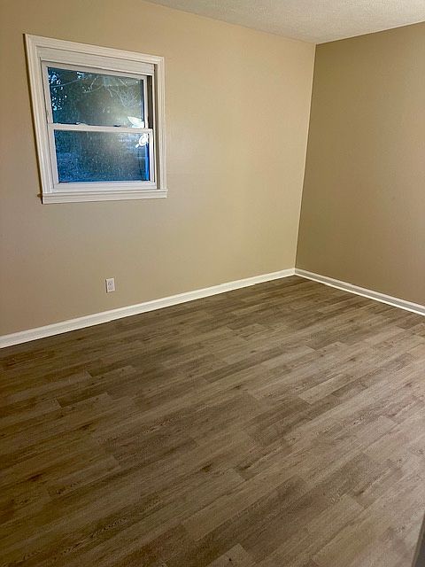 1st image of 1048 Dotland Cir
