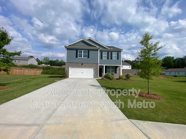 102 Oaktree St, Dallas, GA 30132