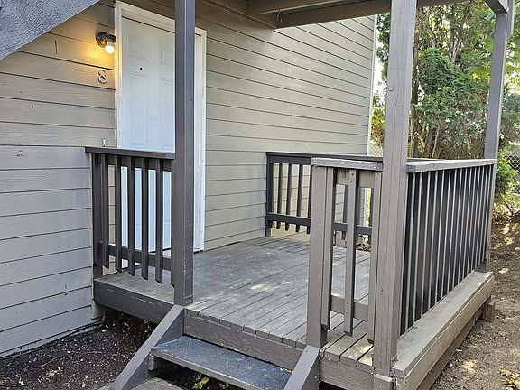 2nd image of 518 W Oregon Ave APT 8