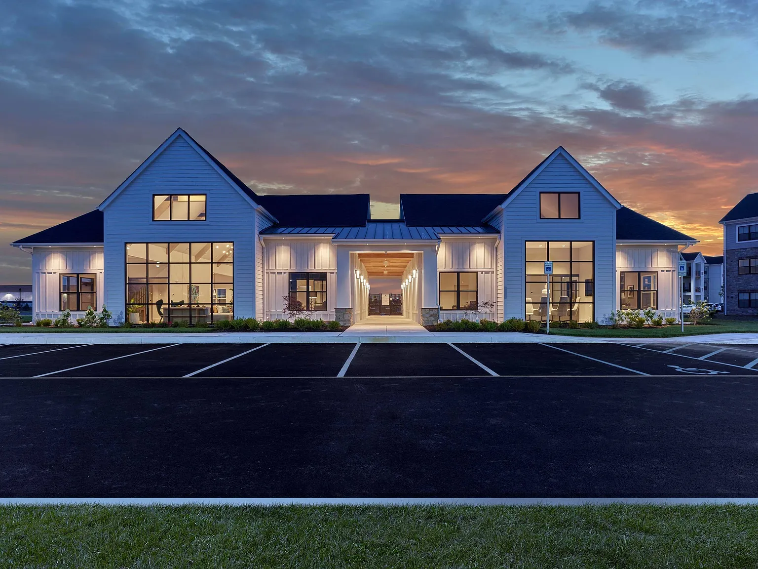 The Reserve at Westown — Photo 1