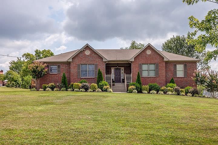 1st image of 2816 Puckett Ln