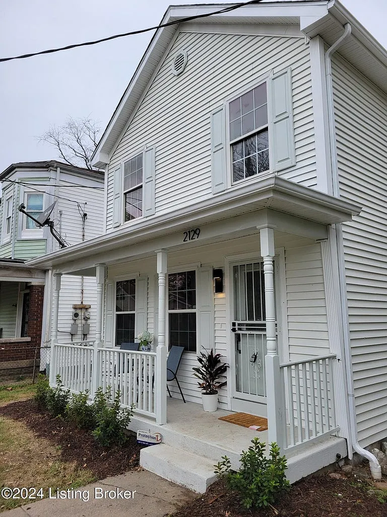 2129 Bolling Avenue - 1 — Photo 2