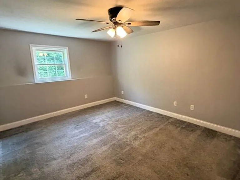410 Goldenrod Dr — Photo 11
