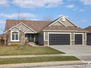 920 Diamondhead Dr, Lawrence, KS 66049