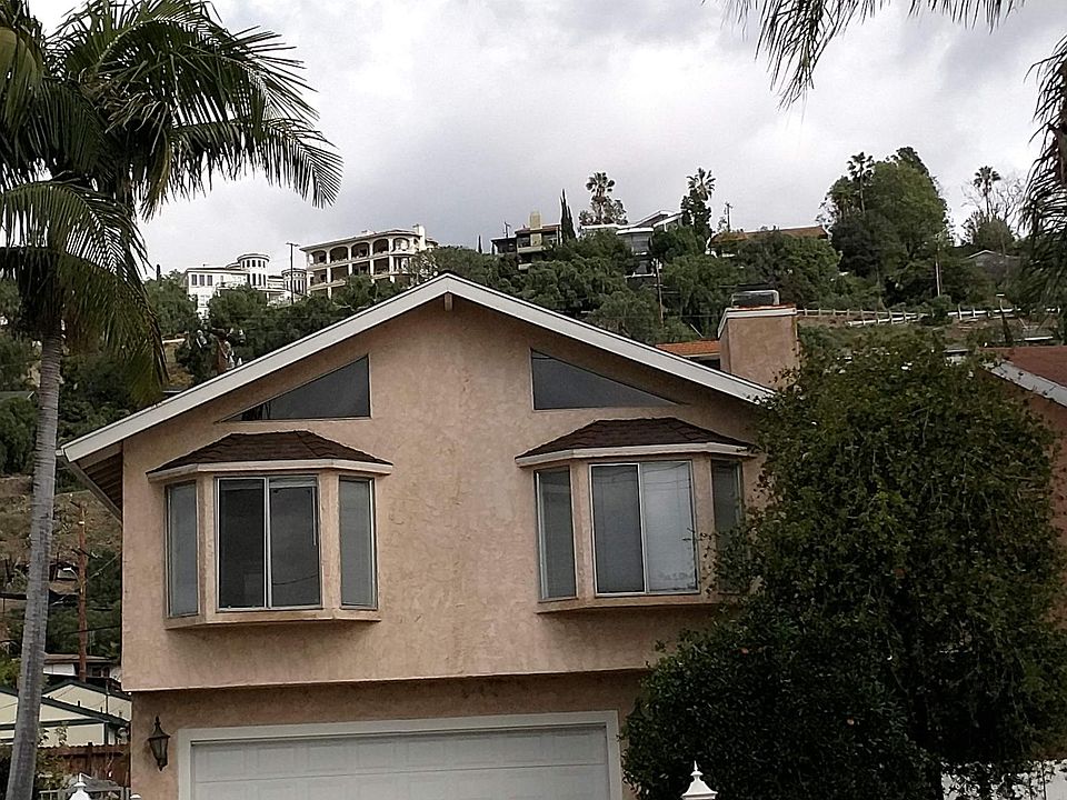 Upstairs one bedroom/one bath unit
Shared garage