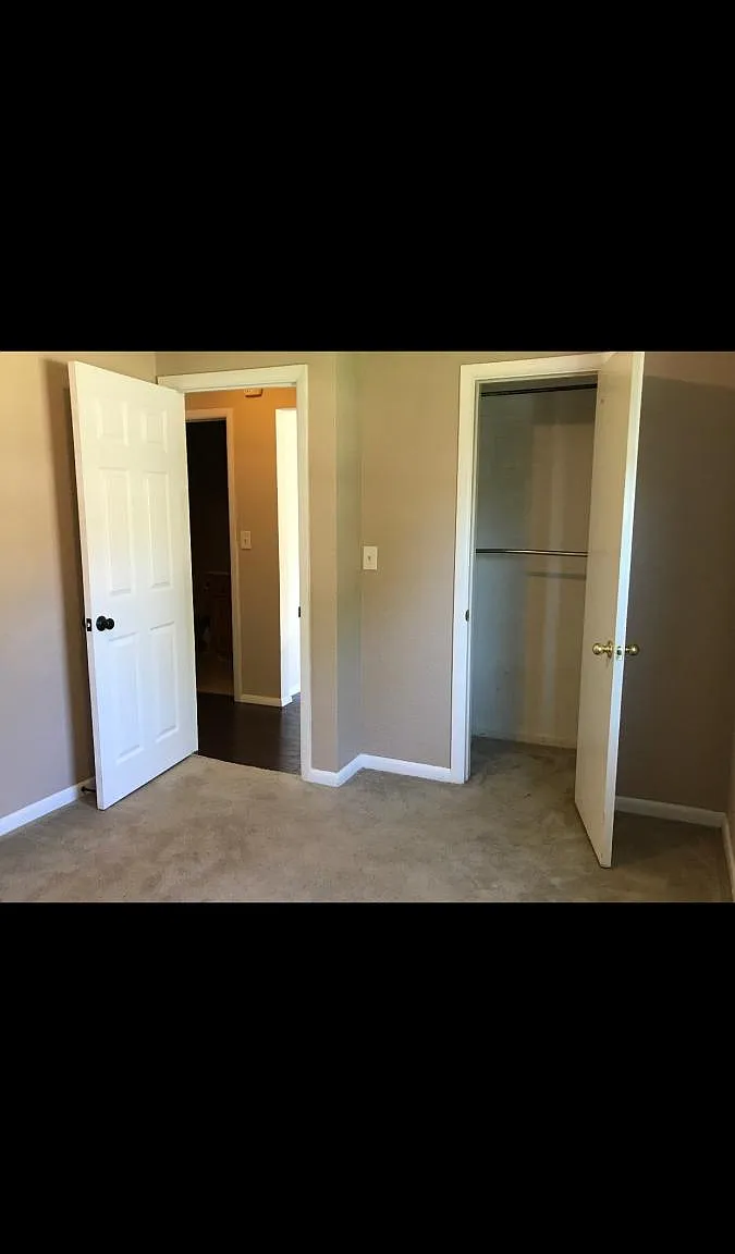 2 bed, 800 sqft, $925 — Photo 4