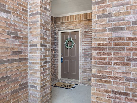 3rd image of 6217 Tower Ct