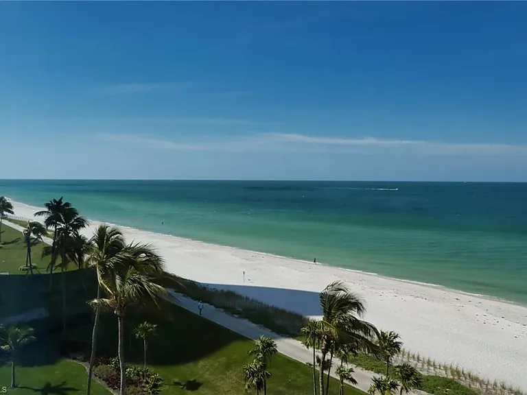 4651 Gulf Shore Blvd N #504 — Photo 1