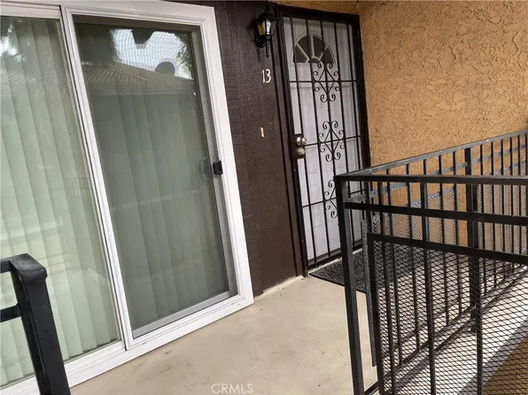 21522 Belshire Ave APT 13, Hawaiian Gardens, CA 90716