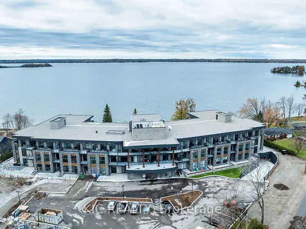 99 Louisa St #302, Kawartha Lakes, ON K0M 2B0