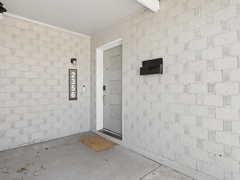 2356 N 85th Pl — Photo 29