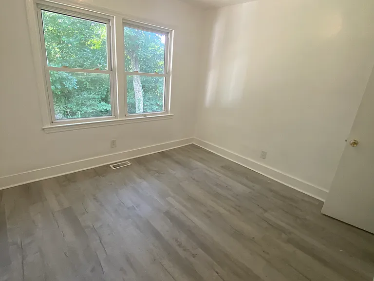 2401 Celia Ave #1 — Photo 9