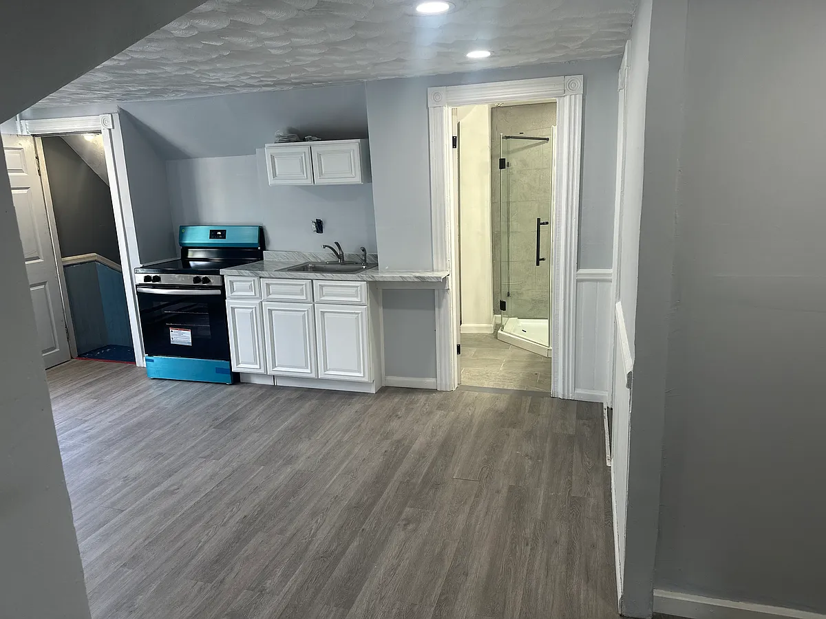 Building Photo - 34 Fletcher St #4