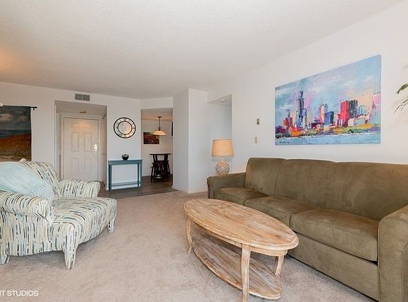 4th image of 511 Aurora Ave Unit 614
