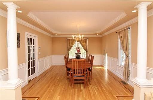 5th image of 36 Robinson Dr