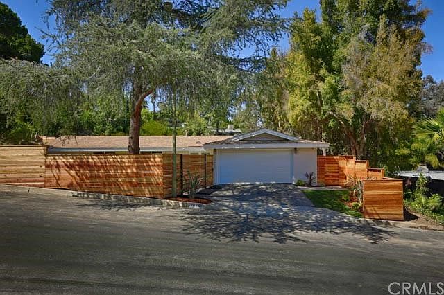 1st image of 20465 Miranda St