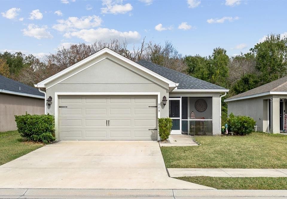 1st image of 979 Pearly Ridge Ln