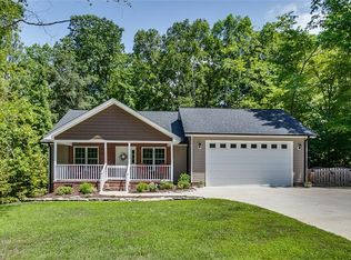 2306 Regency Dr, Asheboro, NC 27317