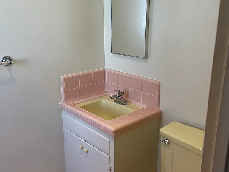 1810 Cypress Ave #14 — Photo 6