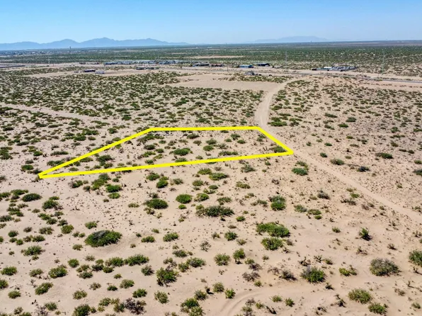 Kolin Dr, El Paso, TX 79928