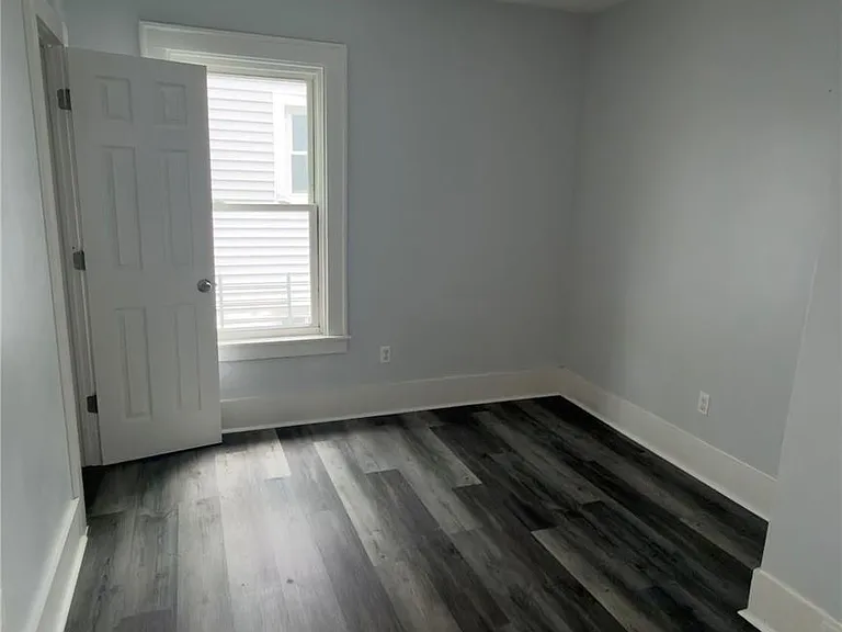 21 Hoffman Ave #1 — Photo 10