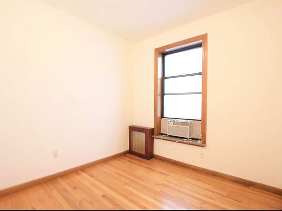 5th image of 202 Mott St #21A