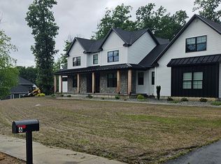 6 Harvest Dr, Ludlow, MA 01056