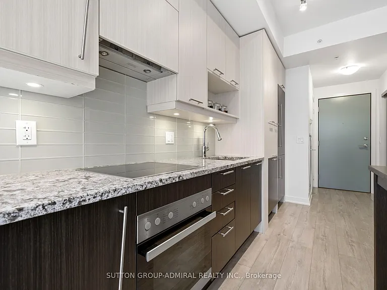 30 Nelson St #312 — Photo 7