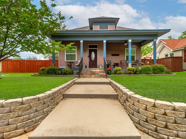 1017 W Woodard St, Denison, TX 75020