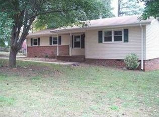228 W Yellow Wood Dr, Simpsonville, SC 29680
