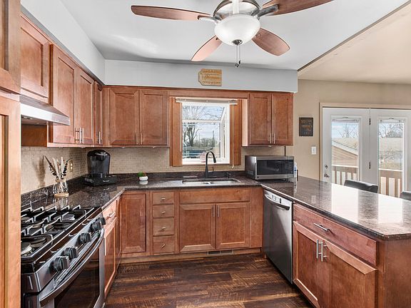 5th image of 7511 Idaho Ave