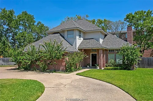 203 Chimney Hill Cir Photo 1