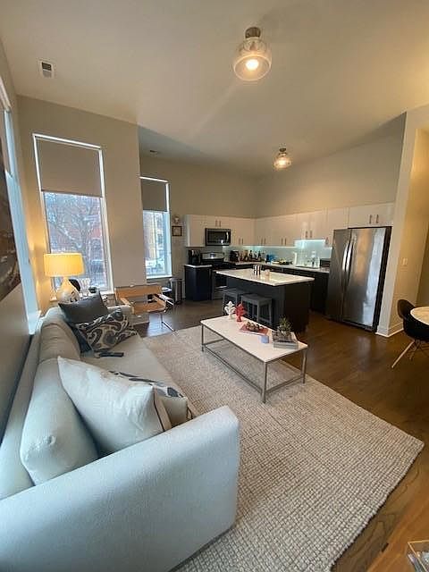 202 living kitchen