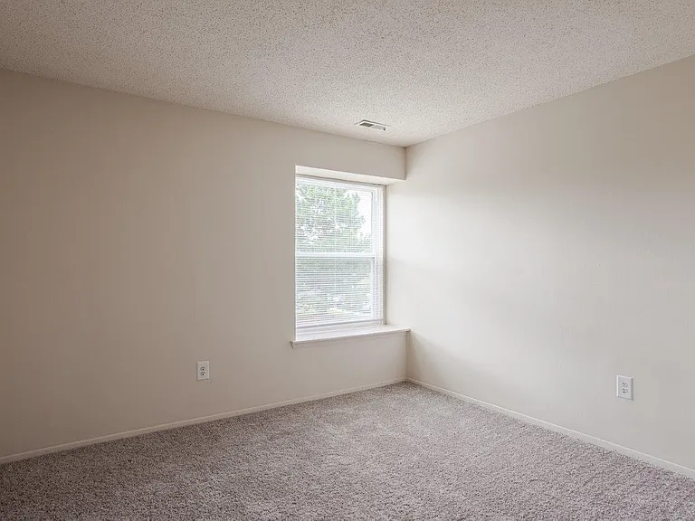 Pavilion Court Apartment Homes — Photo 6
