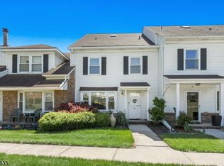 44 Tisbury Ct, Scotch Plains, NJ 07076