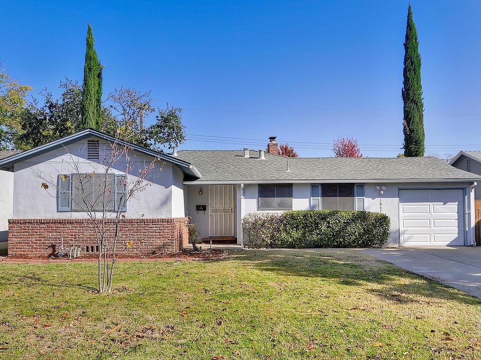 1st image of 2917 Berkshire Way