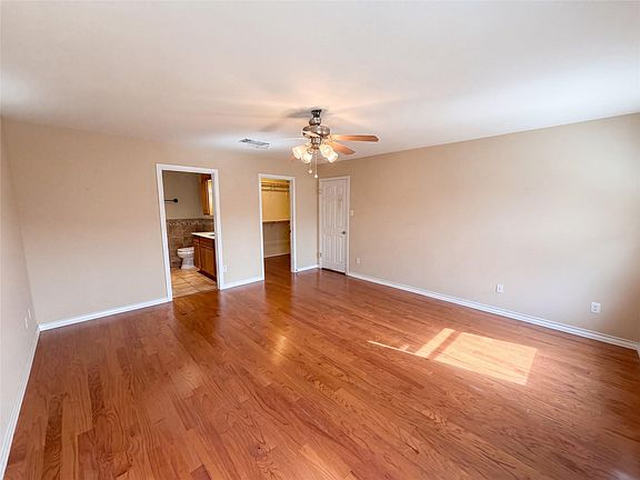 4th image of 507 Decker Dr