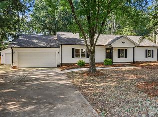 3758 Fieldcrest Cir NW, Concord, NC 28027