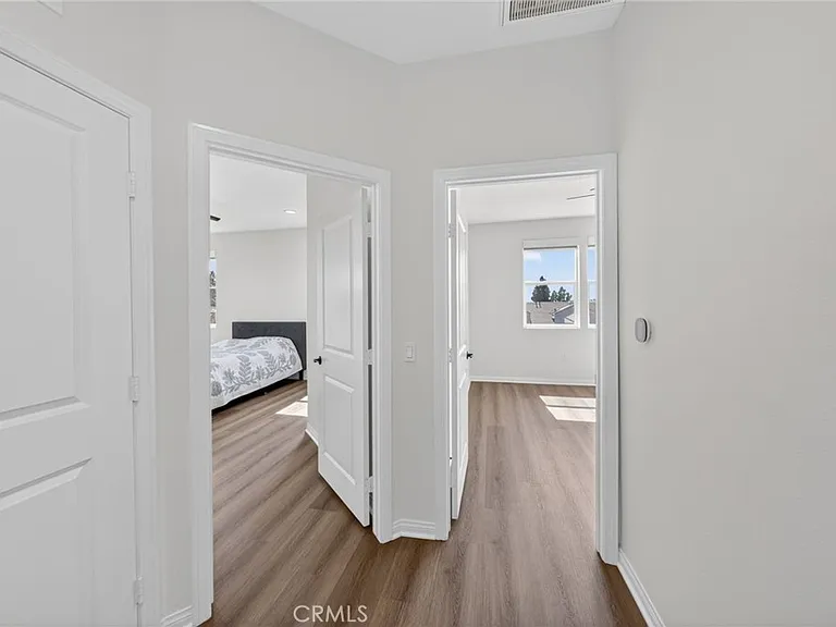2410 E Agave St #9 — Photo 15